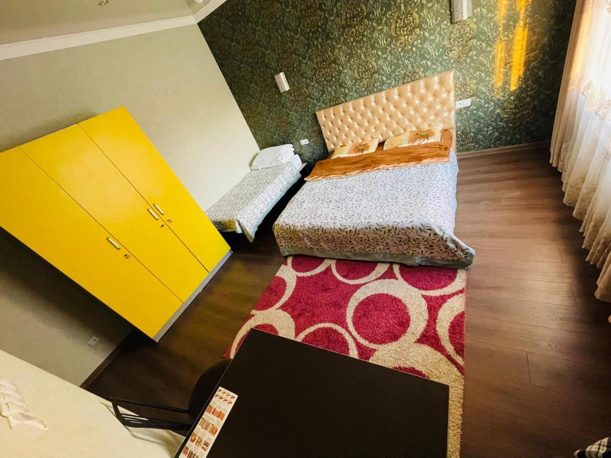 Sweet Home Hostel 比什凯克 外观 照片