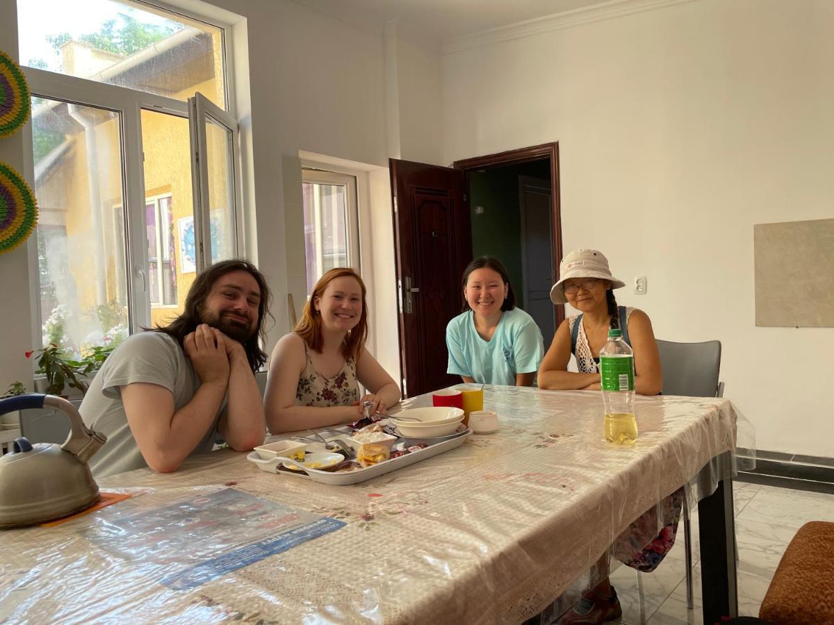 Sweet Home Hostel 比什凯克 外观 照片