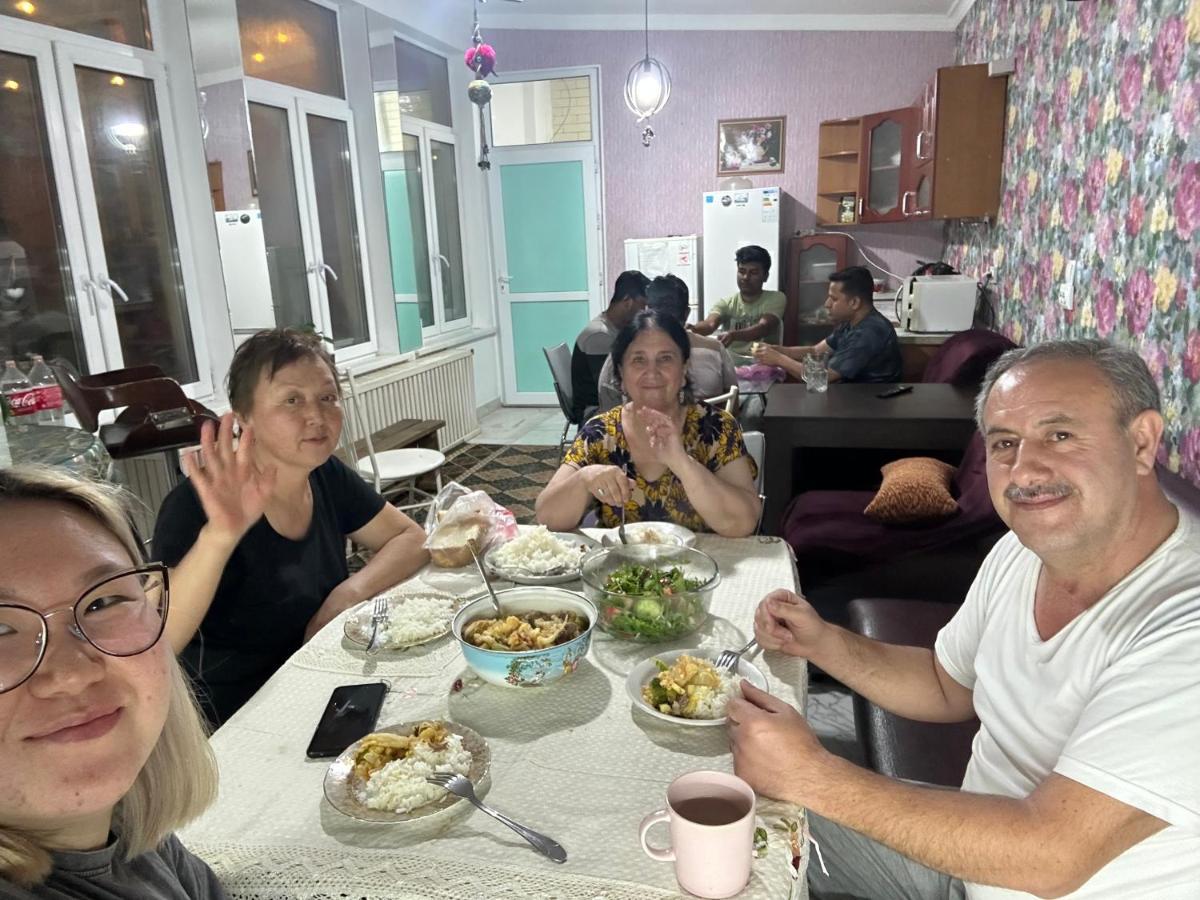 Sweet Home Hostel 比什凯克 外观 照片