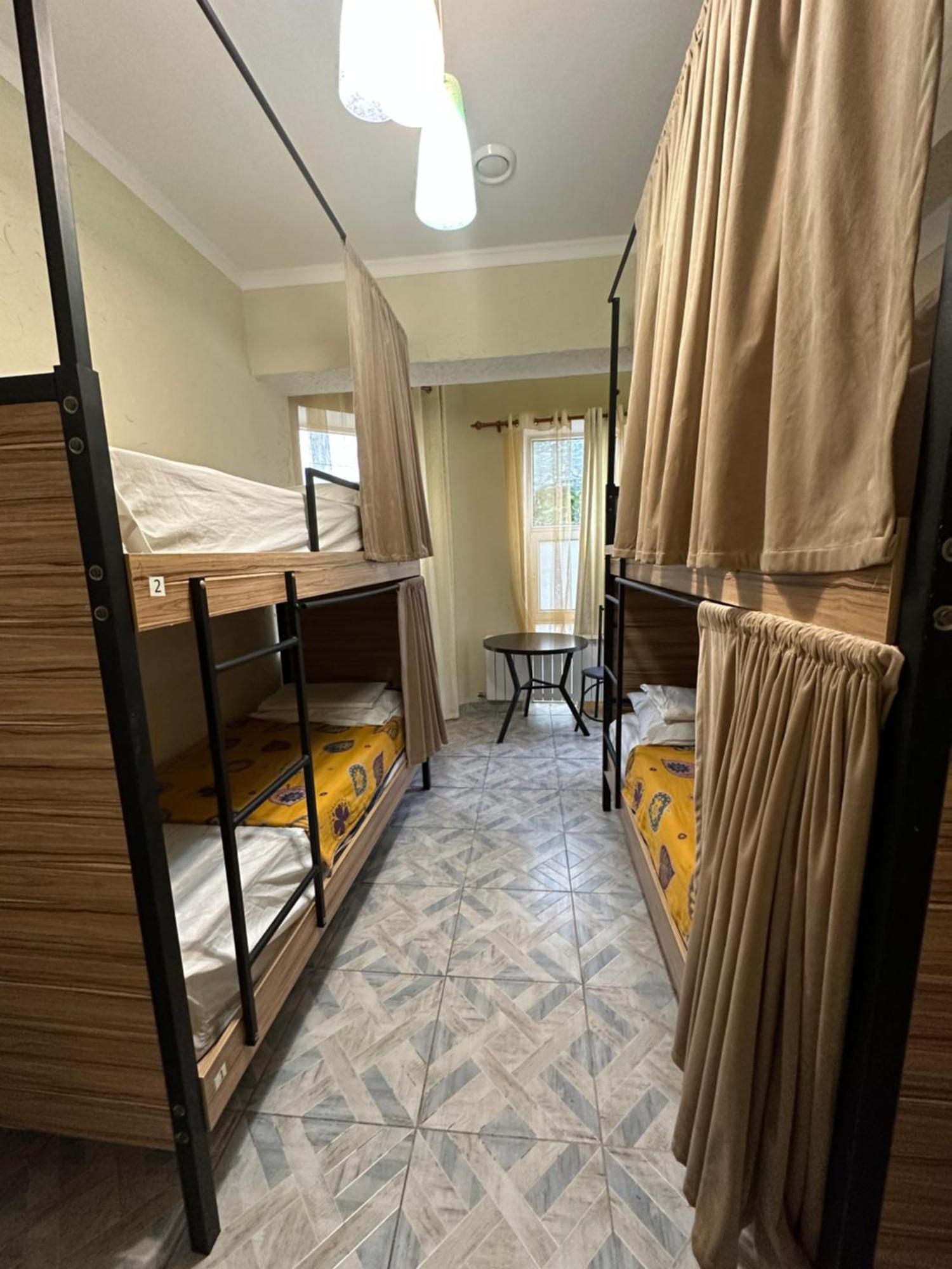 Sweet Home Hostel 比什凯克 外观 照片