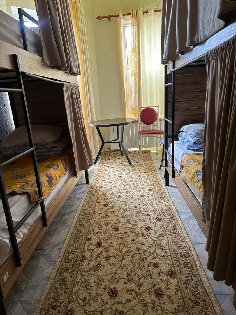 Sweet Home Hostel 比什凯克 外观 照片