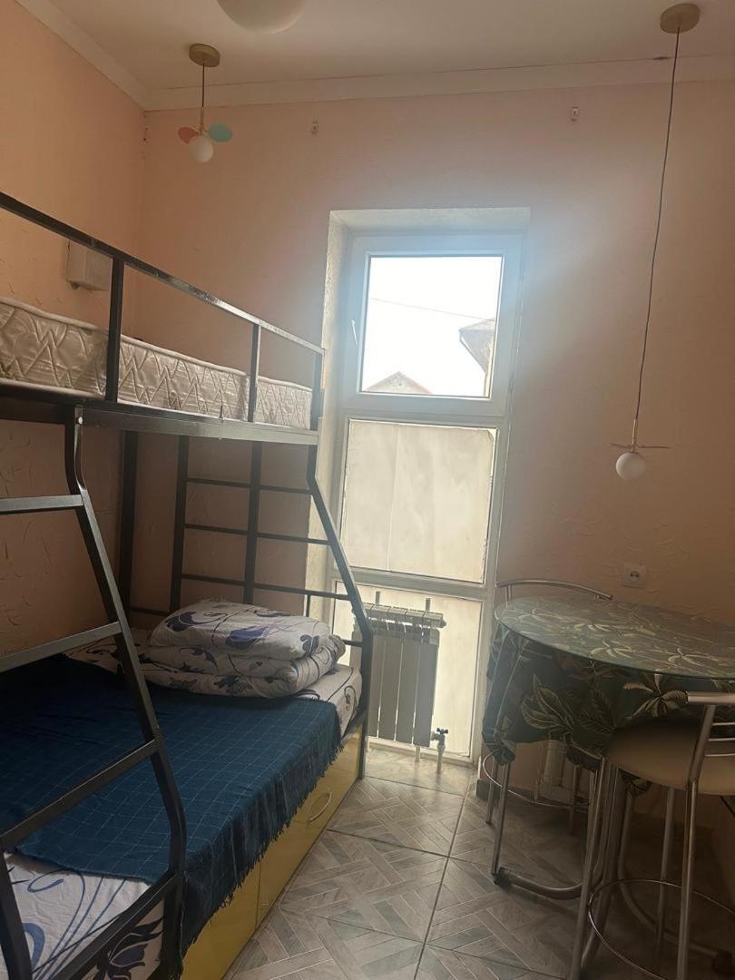 Sweet Home Hostel 比什凯克 客房 照片